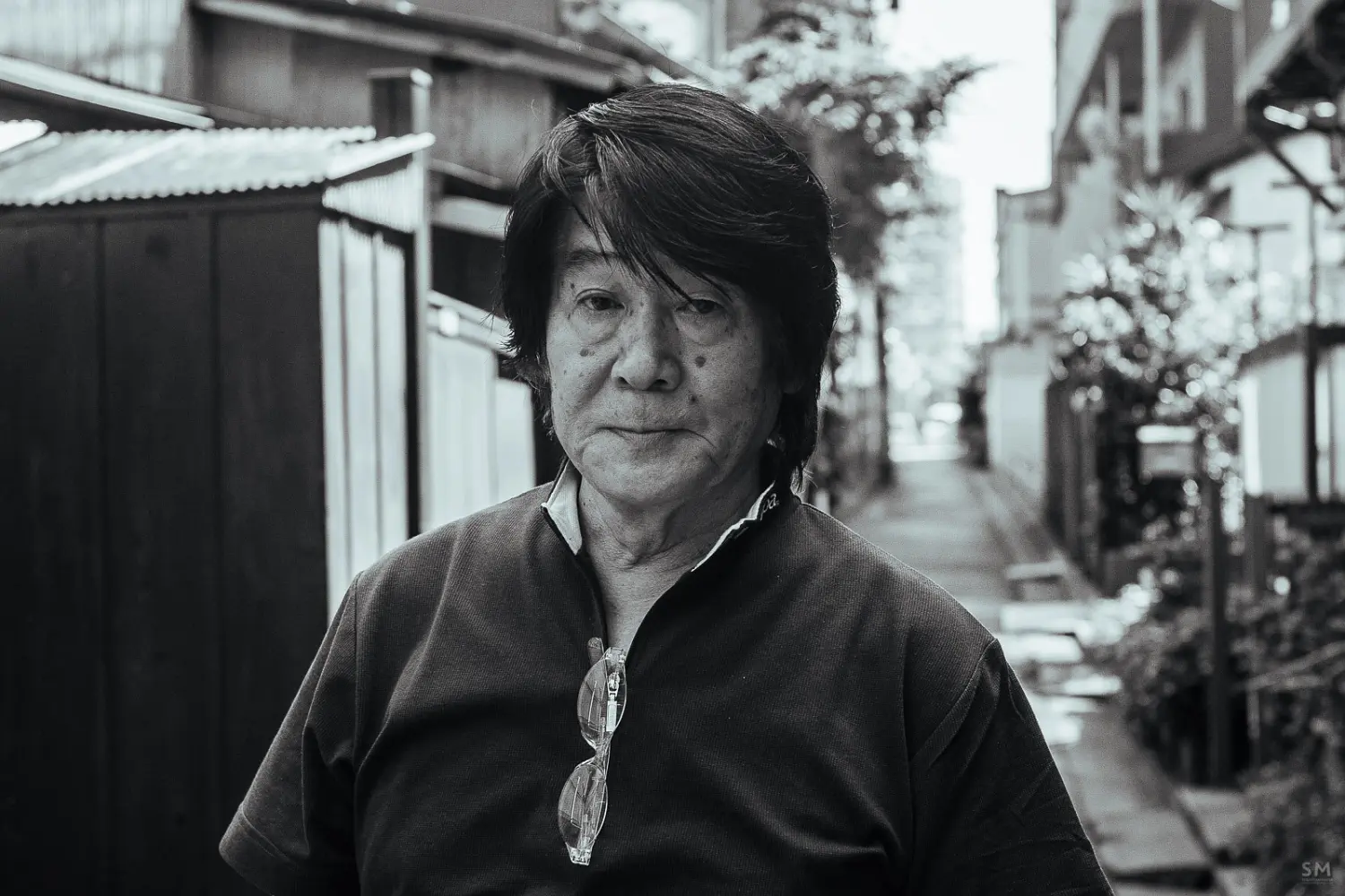 Portrait de l'influent photographe japonais Daido Moriyama.