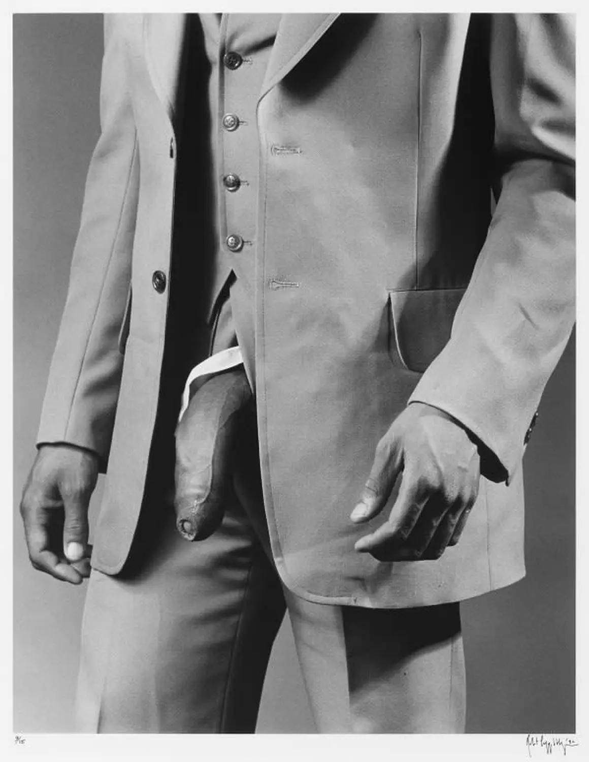 Mann im Polyesteranzug, ein umstrittenes Foto von Robert Mapplethorpe aus dem Jahr 1980.