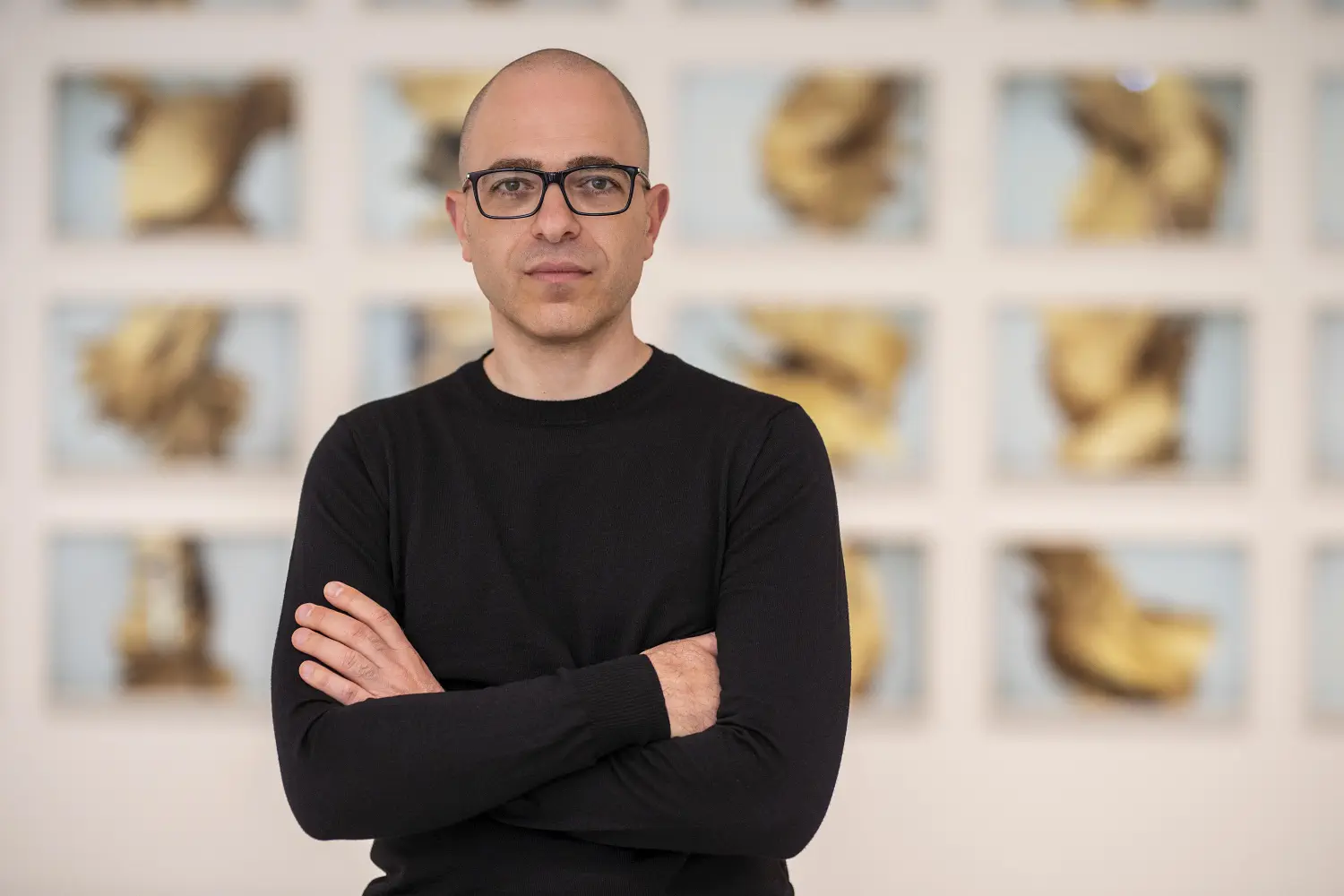 Portrait de l'artiste égyptien Youssef Nabil.